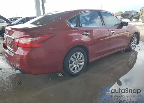2016 Nissan Altima 2.5 z USA, uszkodzony, nr VIN 1N4AL3AP4GC163712